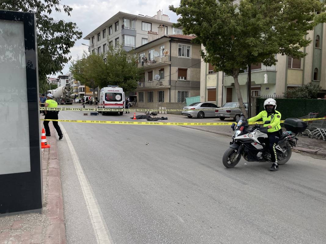 Konya'da kaza! Beton mikseri elektrikli bisiklet sürücüsüne çarptı: 1 ölü 1